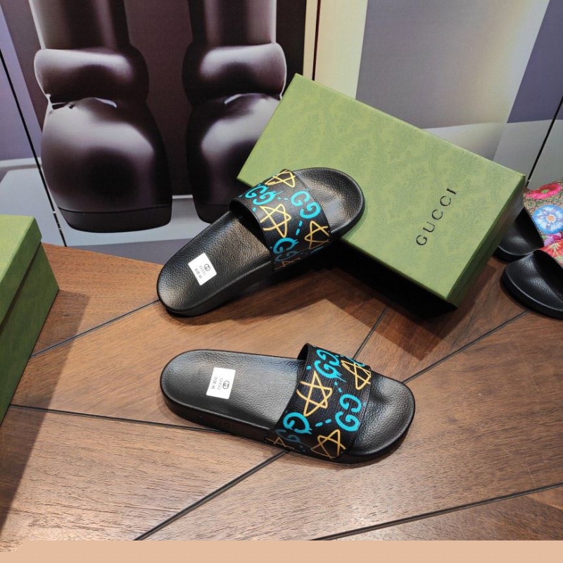 G*u*i slippers